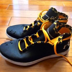 Under Armour Black StudioLux Mid-Top LNR Training Shoes